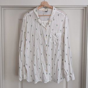 Old Navy Classic Women's Button Up Shirt